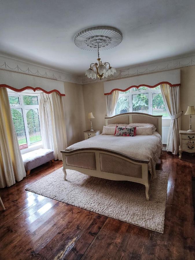 Rooms At Ballysax House The Curragh Esterno foto