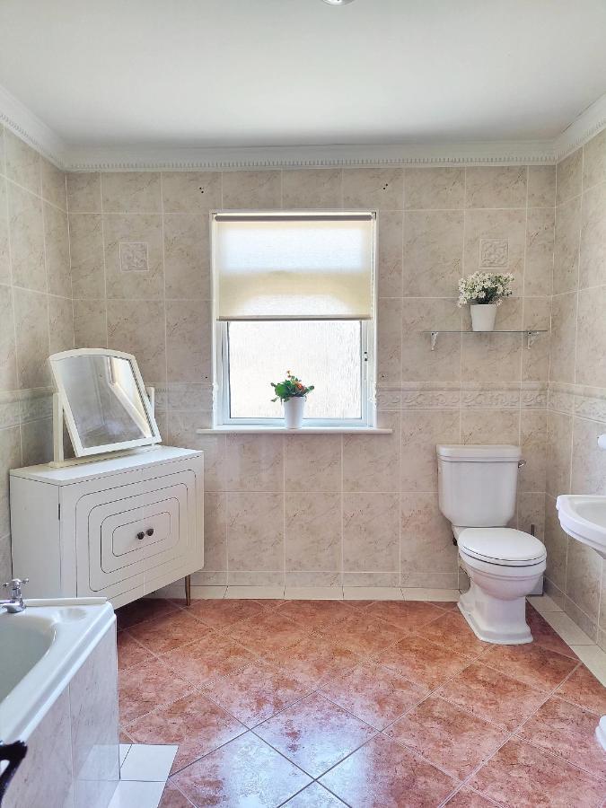 Rooms At Ballysax House The Curragh Esterno foto